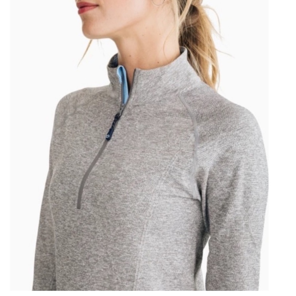 Southern Tide Cable Knit Athletic Quarter Zip Grey w Thumbholes, Reflective Logo